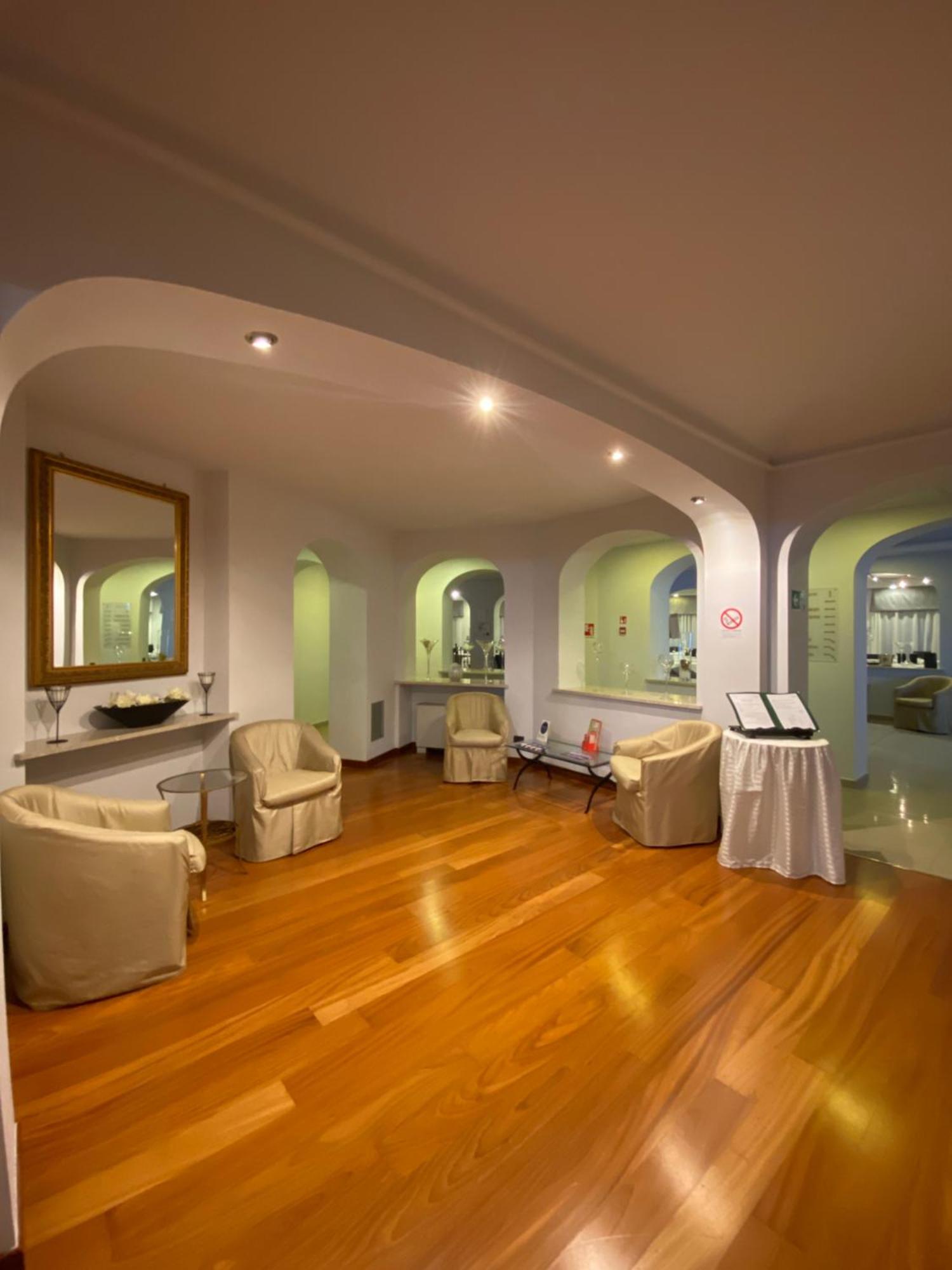 Green Hotel Settimo Torinese Exterior foto