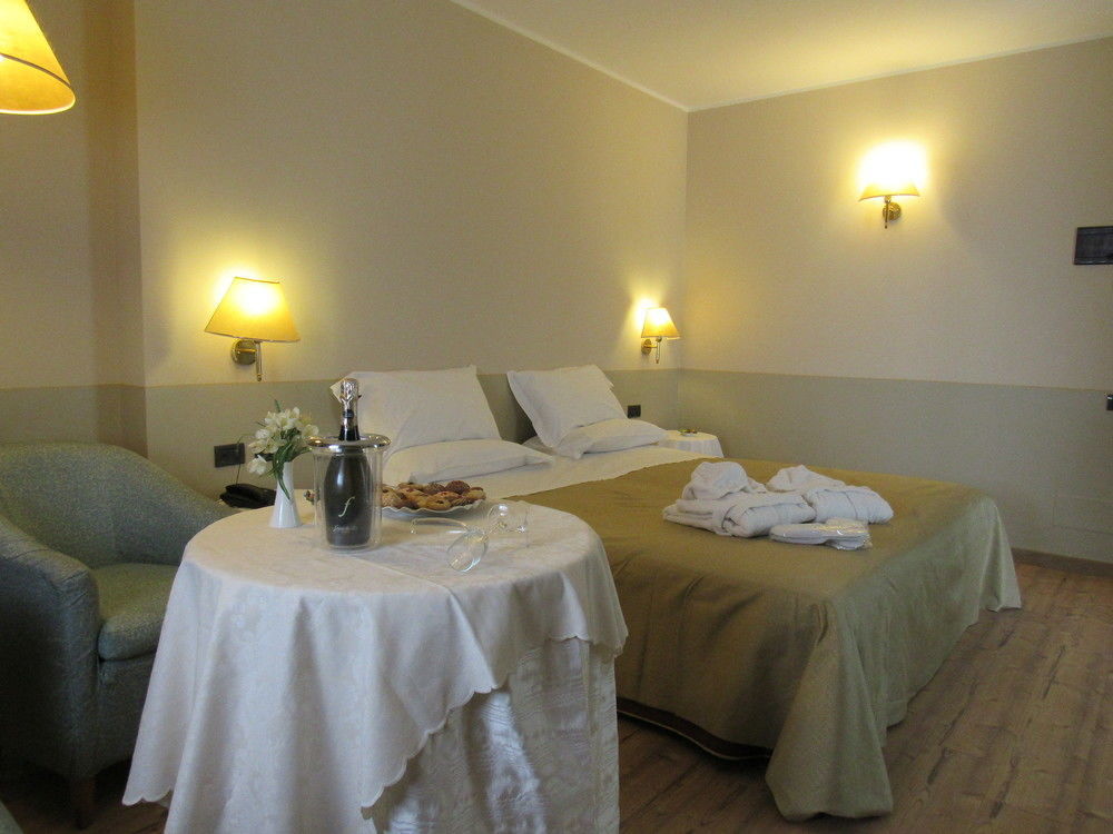 Green Hotel Settimo Torinese Exterior foto