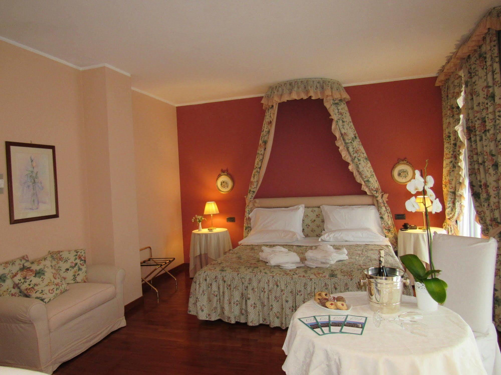Green Hotel Settimo Torinese Exterior foto